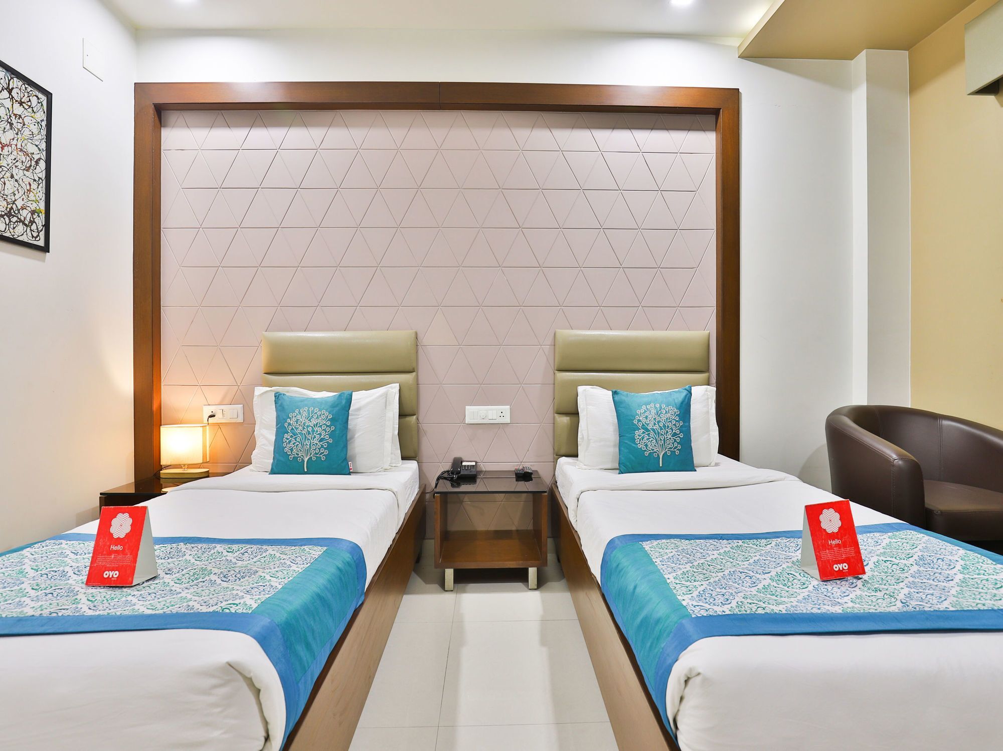 Oyo 13253 The Grand Vinayak Hotel Ахмедабад Екстер'єр фото